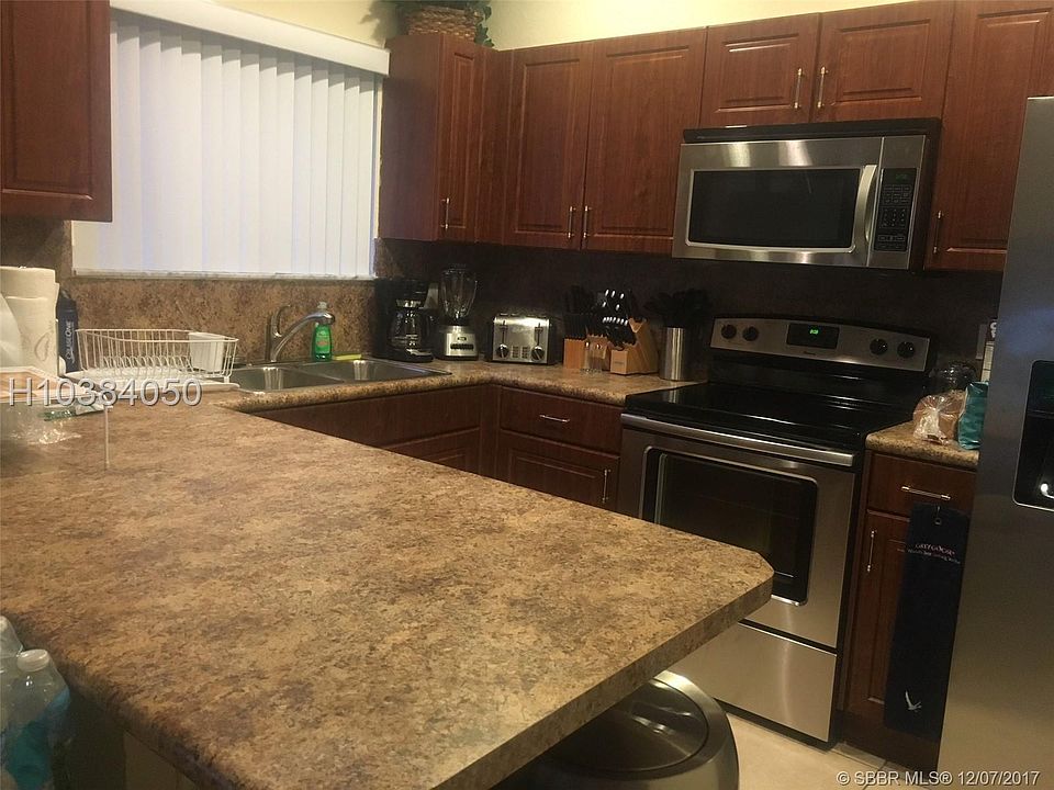 1st image of 1001 NE 41st Ave