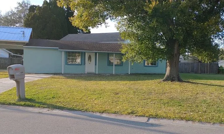 6224 Florida Dr — Photo 2