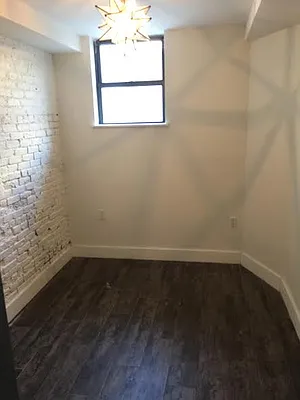 Rented by P Management | media 73