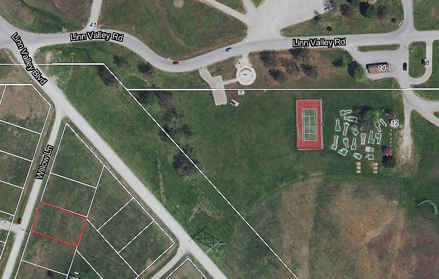 1st image of 4557 Willow Ln