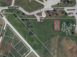 4557 Willow Ln, Linn Valley, KS 66040