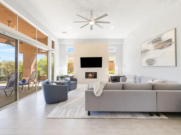 461 White Horse Trl, Palm Desert, CA 92211