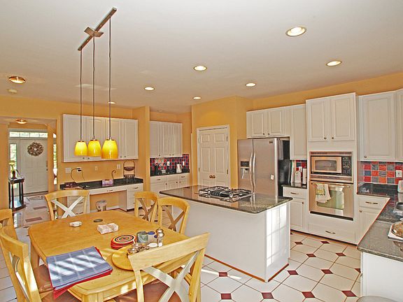 4th image of 5948 Dorothy Bolton Ct