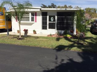 417 Oak Dr, Leesburg, FL 34788