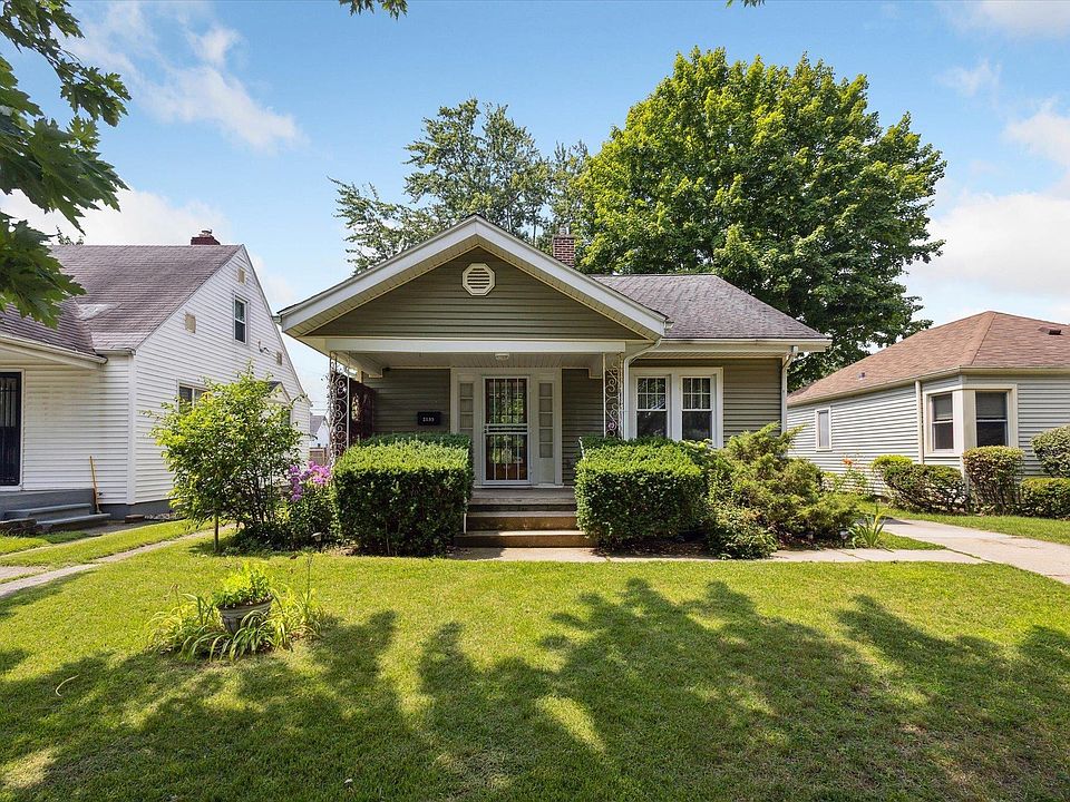 1st image of 2135 Inglewood Pl
