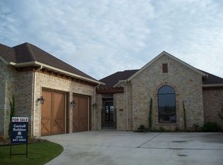1300 Amsterdam Ct, Granbury, TX 76048