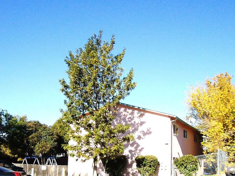 1st image of 217 Bennett Hill Dr APT D