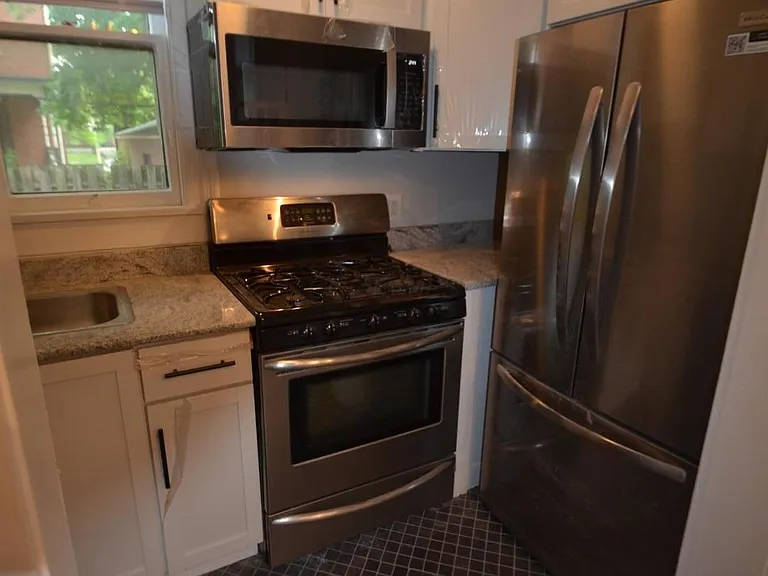 301 W 5th Ave #REAR — Photo 6