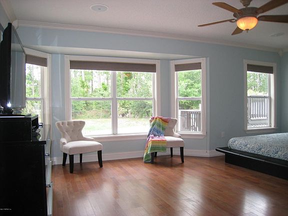 5th image of 1008 Collinswood Dr W