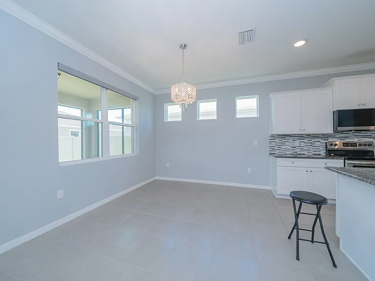 1092 Pipestone Pl — Photo 17