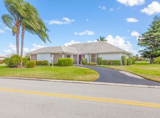 380 Villa Dr S, Atlantis, FL 33462