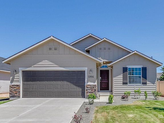Same elevation, not the exact house!
