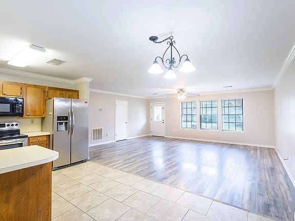 5th image of 204 Bunker Hill Rd