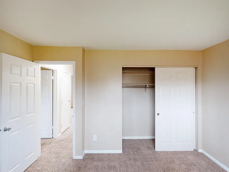 Sharondale Woods Apartments — Photo 46