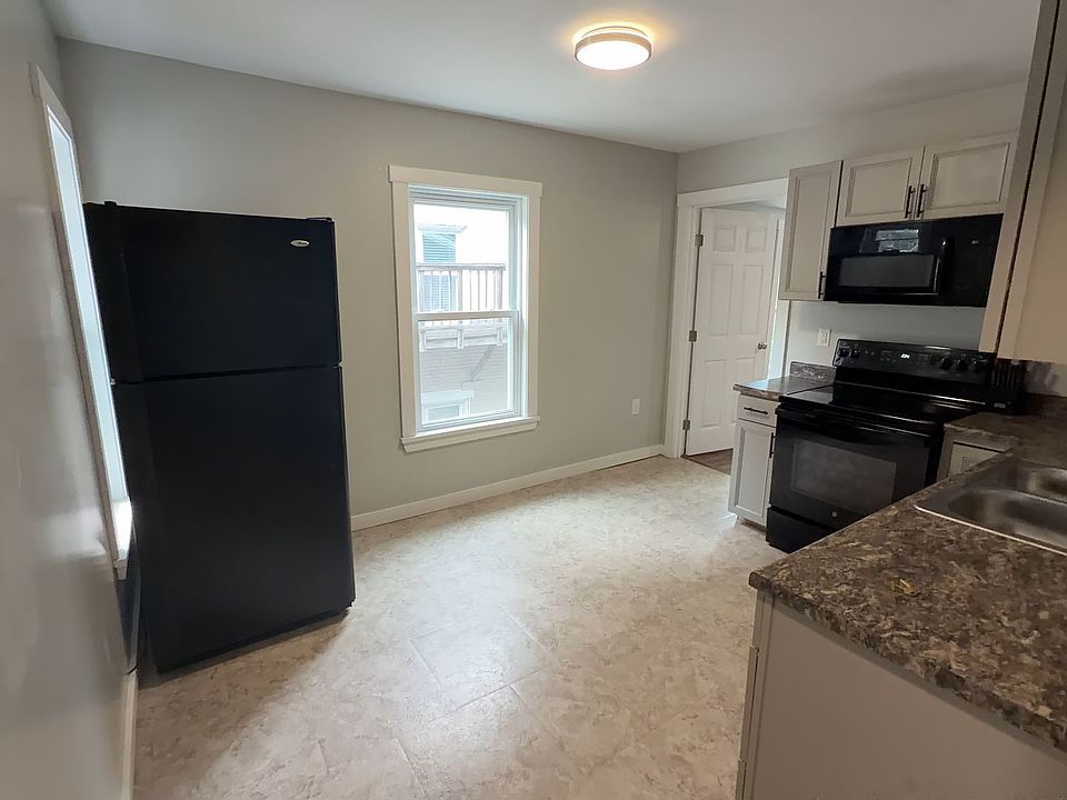 1st image of 177 Court St #2