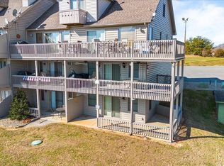 470 Deerfield Landing Rd #8C, La Follette, TN 37766