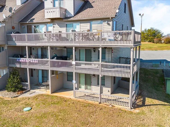 470 Deerfield Landing Rd #8C, La Follette, TN 37766