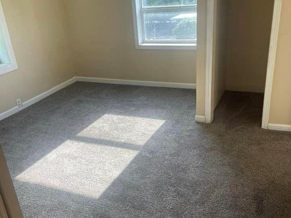 3rd image of 815 Saint Marys Blvd APT B