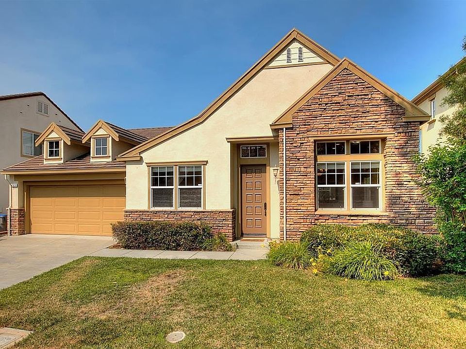 1st image of 3929 Bouquet Park Ln