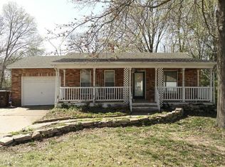 9 Brookshire Dr, Saint Peters, MO 63376