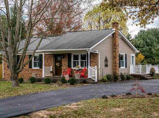 402 18th St, Grottoes, VA 24441