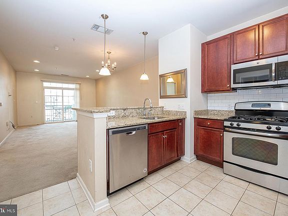 5th image of 350 W Elm St Suite 3123