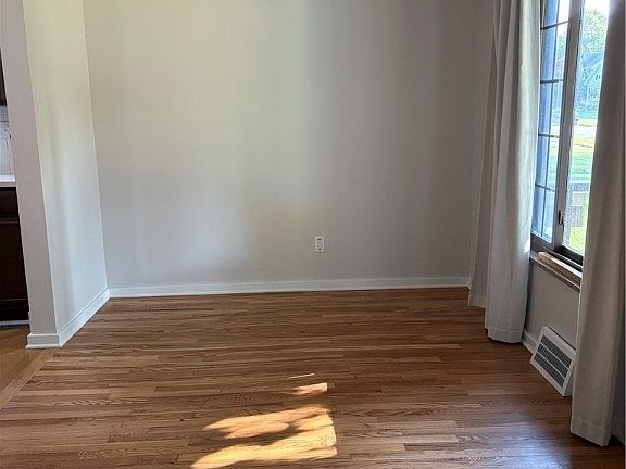 4th image of 4243 W 212th St