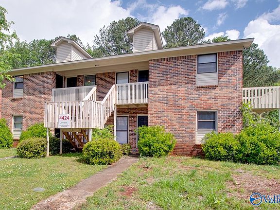 3rd image of 4424 Bonnell Dr NW