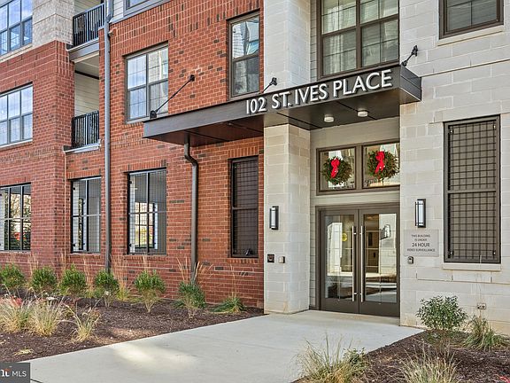 5th image of 102 Saint Ives Pl Unit 204