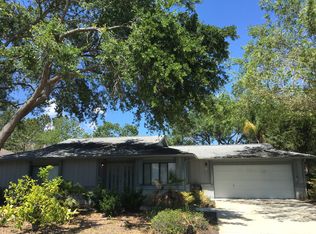 2 Wild Rose Pl, Palm Coast, FL 32164