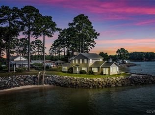 164 Bay Shore Ave, Ave, VA 22539