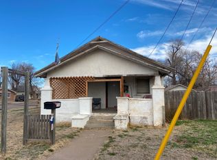 715 Saint John St, Garden City, KS 67846