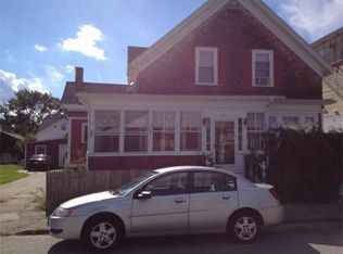 17 Littlefield St, Pawtucket, RI 02861