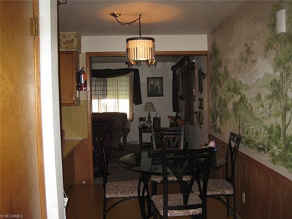 4th image of 3957 S Schenley Ave