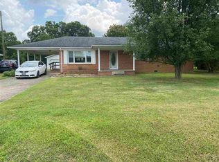 414 E Main St, Powderly, KY 42367