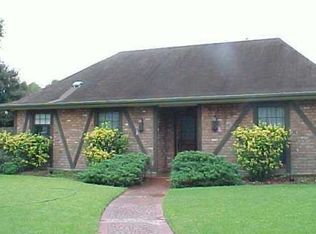 3302 Cannes Pl, Kenner, LA 70065