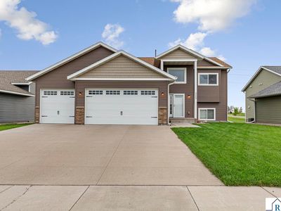 2209 Anchorage Dr, North Mankato, MN, 56003