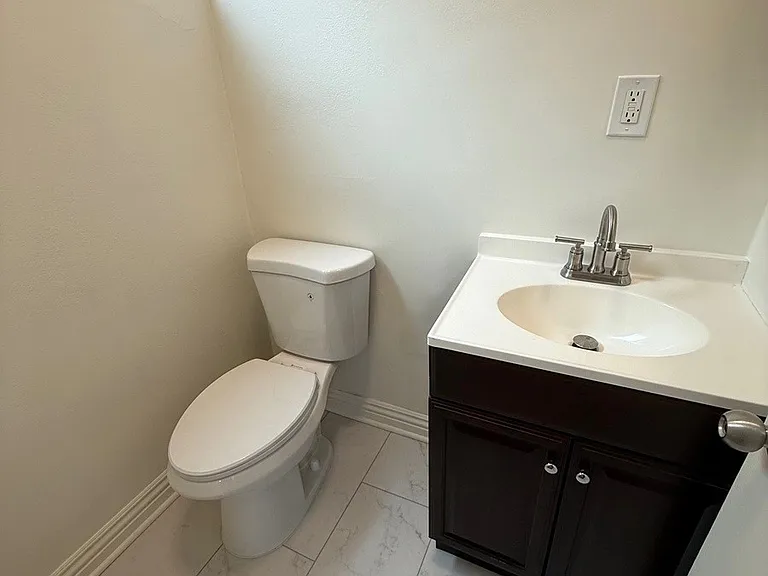 1514 S Orange Grove Ave #8 — Photo 14