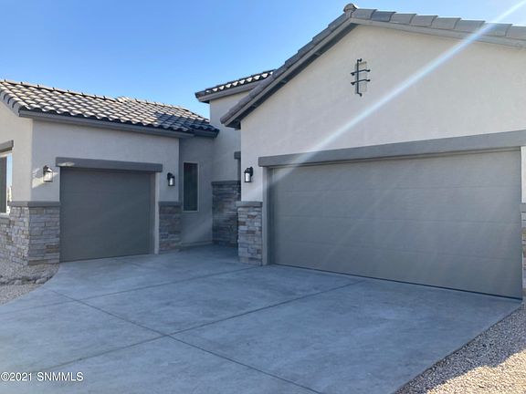 2nd image of 6820 Electra Ave