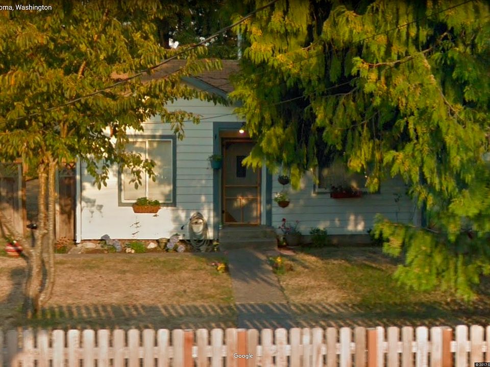 2nd image of 802 S Rochester St