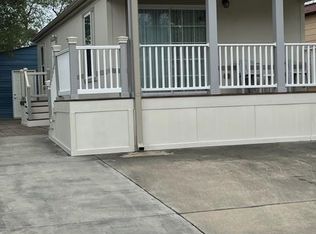 244 S Lake Dr, Rockport, TX 78382