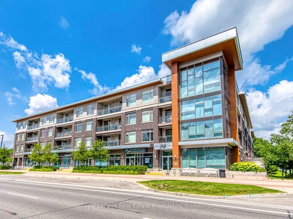 457 Plains Rd E #324, Burlington, ON L7T 0B8