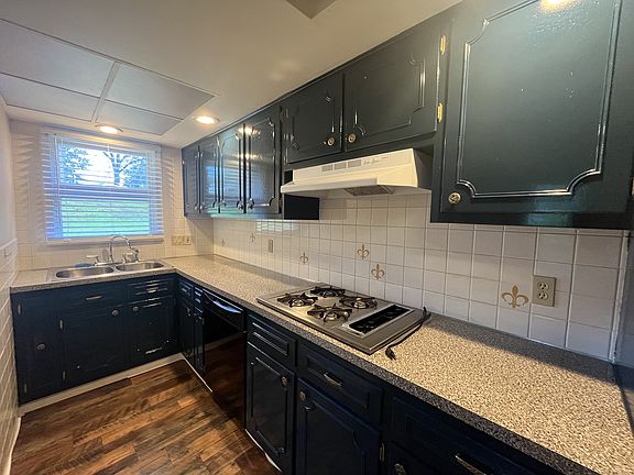 2nd image of 77 Arch St #81
