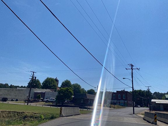 5th image of 211 S East St