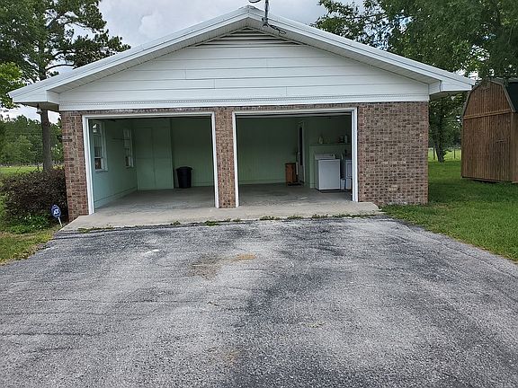 3rd image of 8060 SW County Road 232