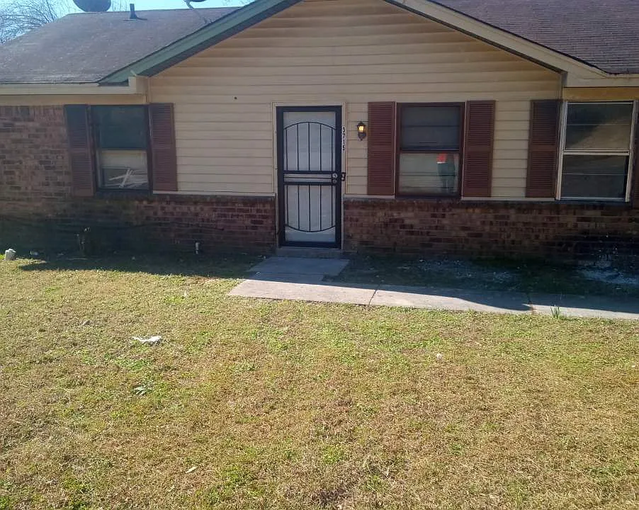 3715 Edgefield Cv
