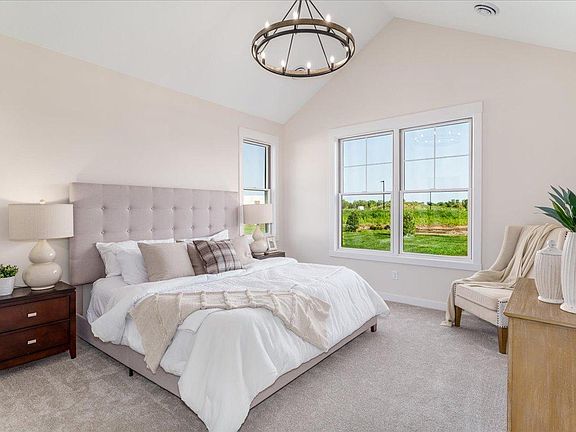 5th image of 2237 Sharon Ln