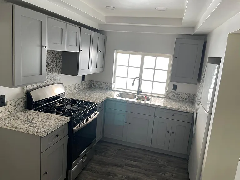 6250 Ethel Ave — Photo 8