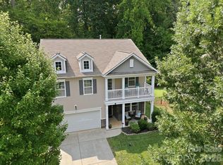 7211 Barefoot Forest Dr, Charlotte, NC 28269