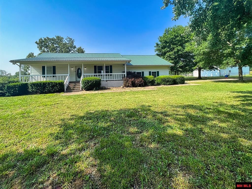 3222 County Road 39, Mountain Home, AR 72653 | Zillow